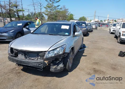 2008 Honda Accord 3.5 Ex-L from USA, damaged, VIN 1HGCP36868A026052